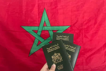 السماح للمغربيات بإصدار جواز سفر الأبناء.. هل يمهد الطريق لإقرار الولاية المشتركة؟