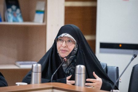 رسالة تعزية من رئيسة المجموعة النسائية بالمجلس الأعلى للثورة الثقافية