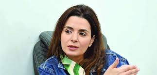 فوز سيدة لبنانية بجائزة دافوس المرأة العالمية
