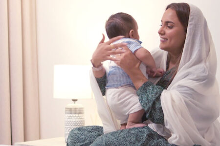 سلطنة عمان تطبق إجازات الأمومة في مرحلة الحمل والولادة