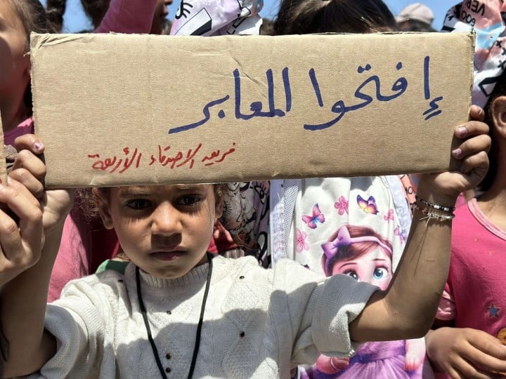 حدیث الصور ؛ أطفال من غزة في صرخة جماعية للعالم: نحن نموت جوعا