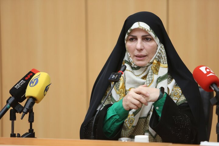 تسهيل أمور المرأة؛ مهمة مقر “نساء إيران في الخدمة”