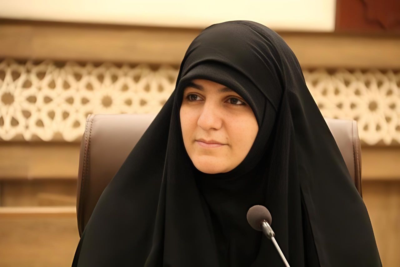 الدين والفن والإعلام في رواية فنية للحرب