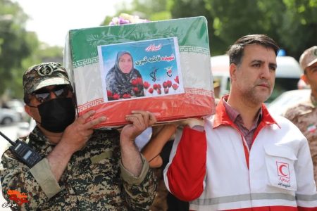 خدمة حتى آخر نفس.. صوت امرأة إيرانية مدوٍّ في قلب سجن اوین