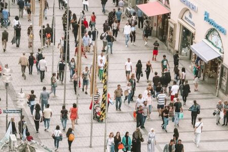 صندوق الأمم المتحدة للسكان: الحواجز الاقتصادية والاجتماعية وراء تراجع معدلات الخصوبة عالميا