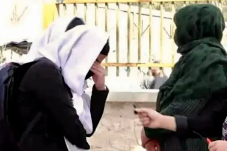 طالبان: إعادة فتح مدارس البنات مرهون بـ”الإذن الشرعي”