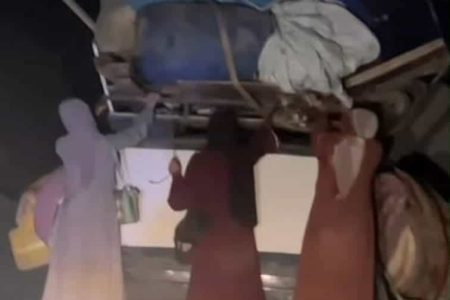 “صورة”.. تختصر حكاية نساء غزة اللواتي يواجهن المجهول !