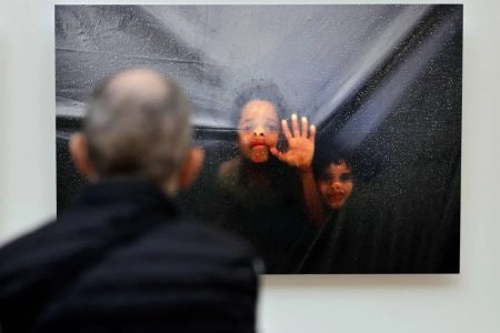 صور لغزة في معرض بمدريد لـ«إيقاظ الضمائر»