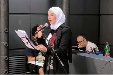 وصال أبو عليا.. صوت فلسطين الشعري يصدح في مهرجان ثقافي بروما