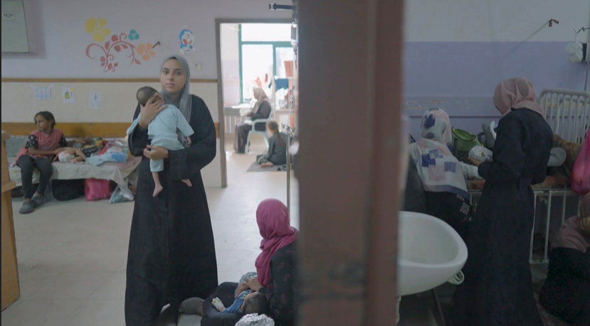 معاناة الأمهات