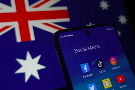 حظر وسائل التواصل الاجتماعي بأستراليا… ۷ خطوات لحماية أبنائك دون منع