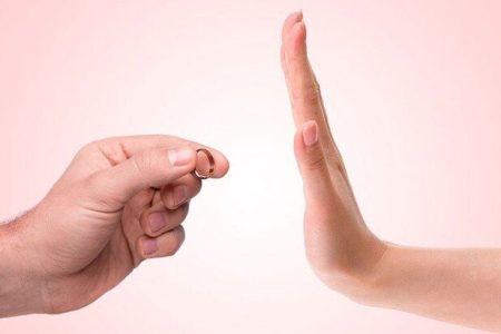 لماذا لا يتزوج الشباب؟ تقرير أممي: الغلاء وأزمة السكن أبرز أسباب تأجيل الزواج والإنجاب